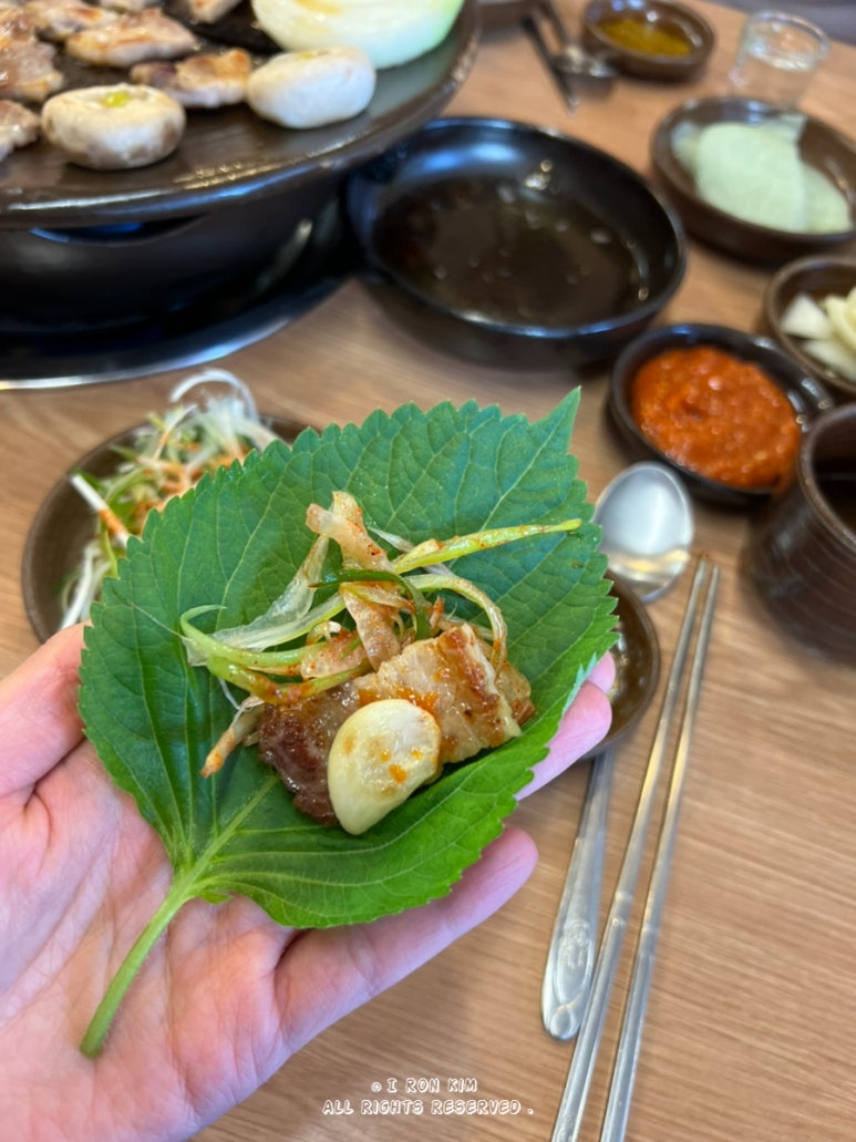 한라산옹기구이삼겹살 이미지