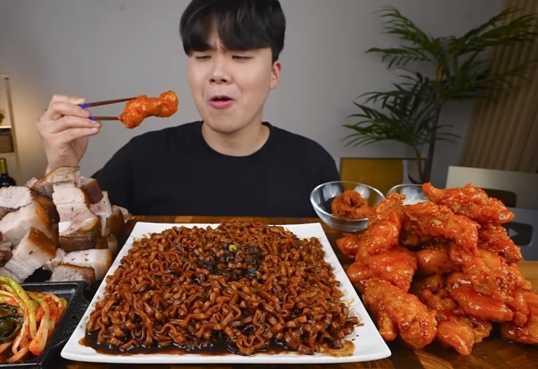 먹방트럭 이미지