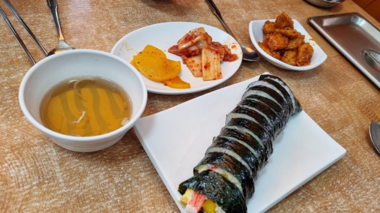 산들김밥 이미지