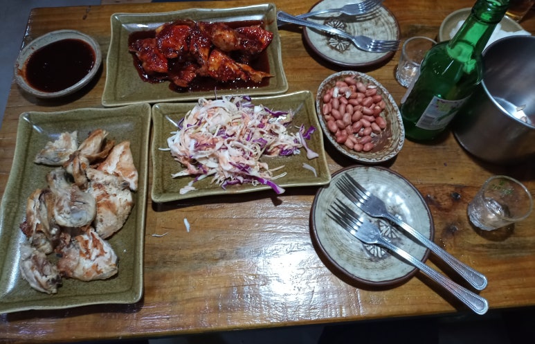 청개구리바베큐 이미지