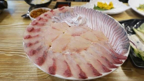 오도리횟집 이미지