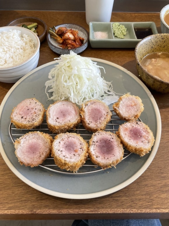 몬도카츠 이미지