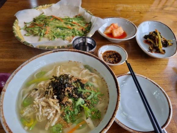 황김밥우동 이미지