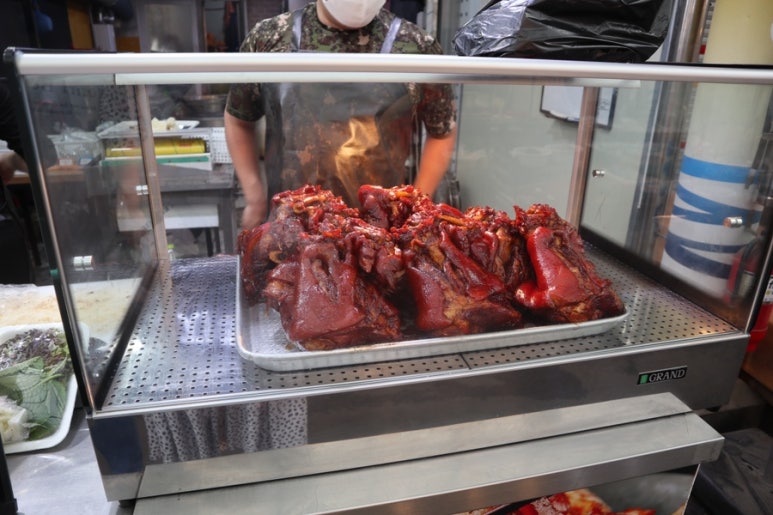 칠자족발 이미지
