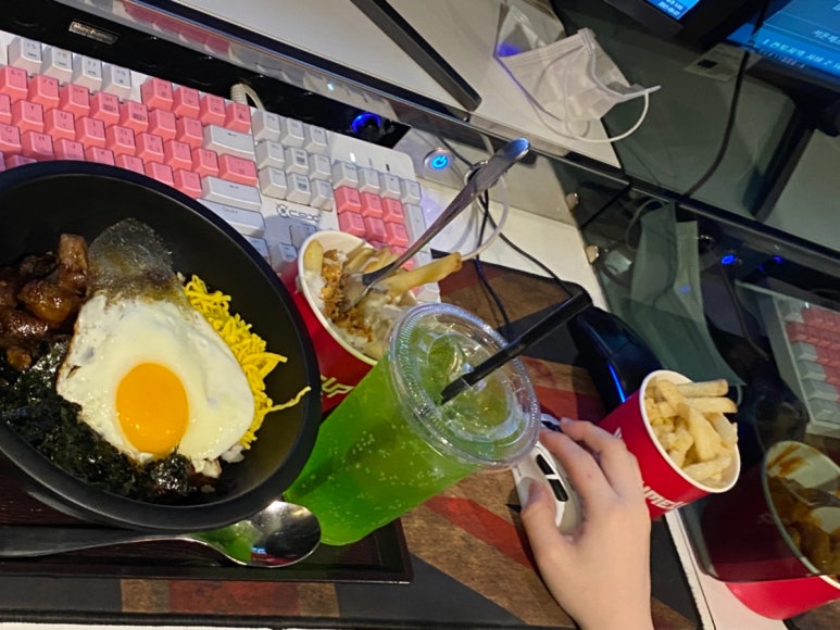 쓰리팝카페 이미지