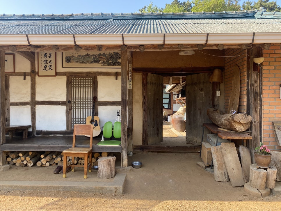 밭가운데집