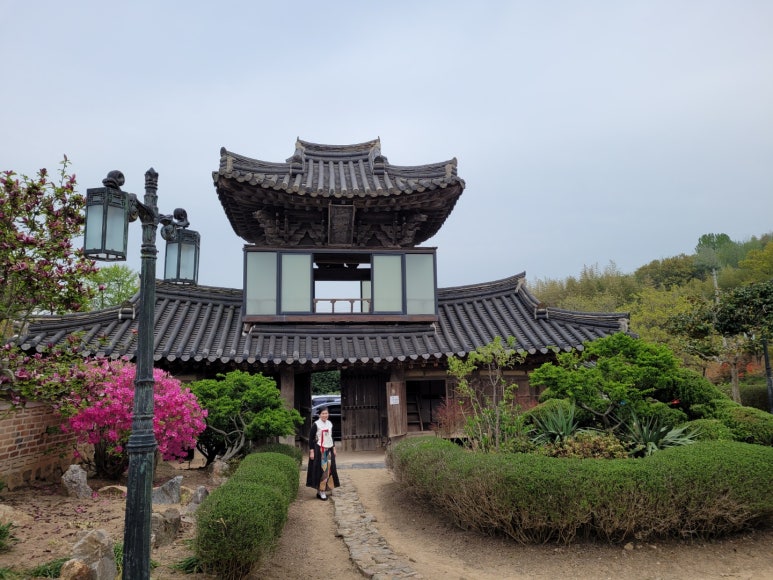 토담꽃담 이미지