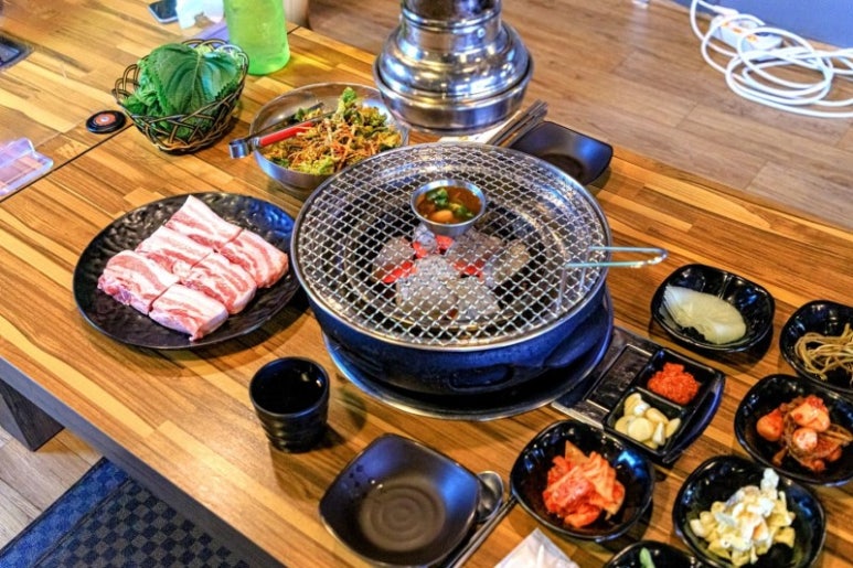 천지연숯화로구이 이미지