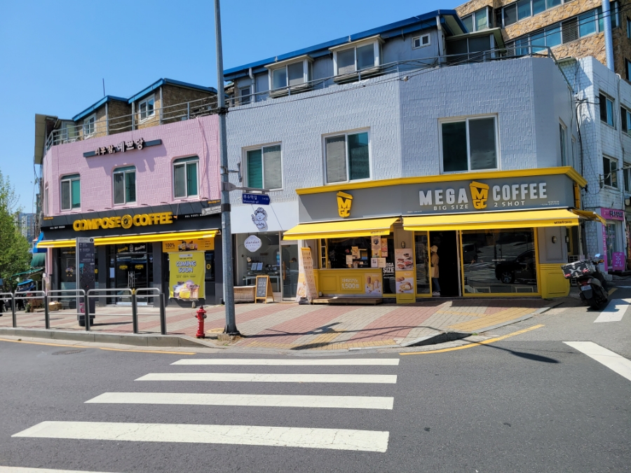 컴포즈커피용인둔전점 이미지