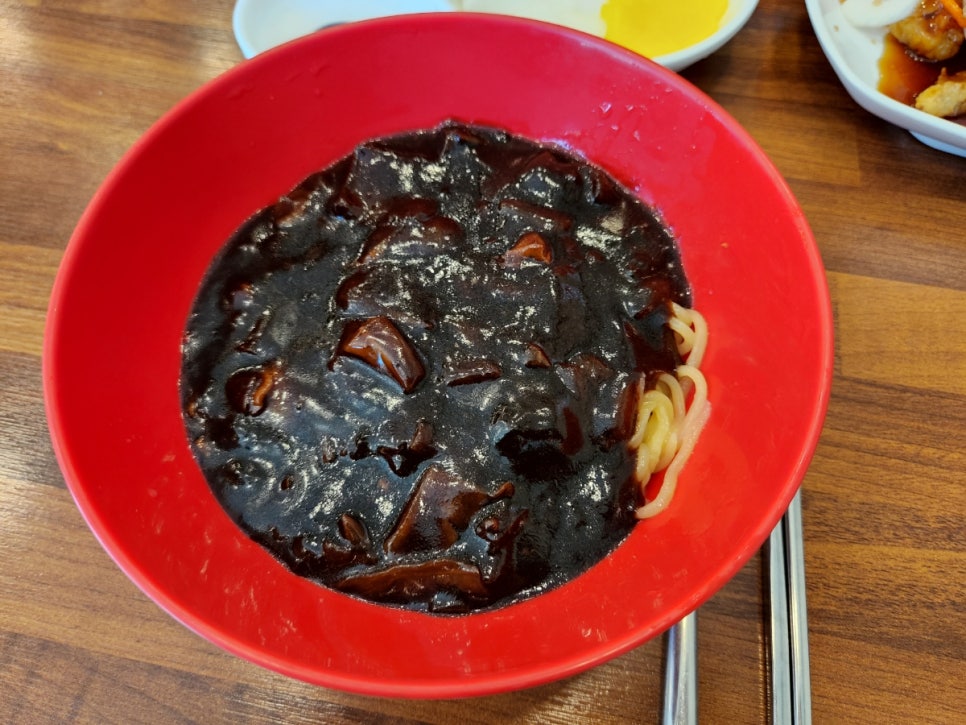 2000짜장 이미지