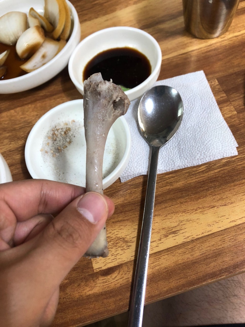 제1능이버섯백숙과능이생국수 이미지