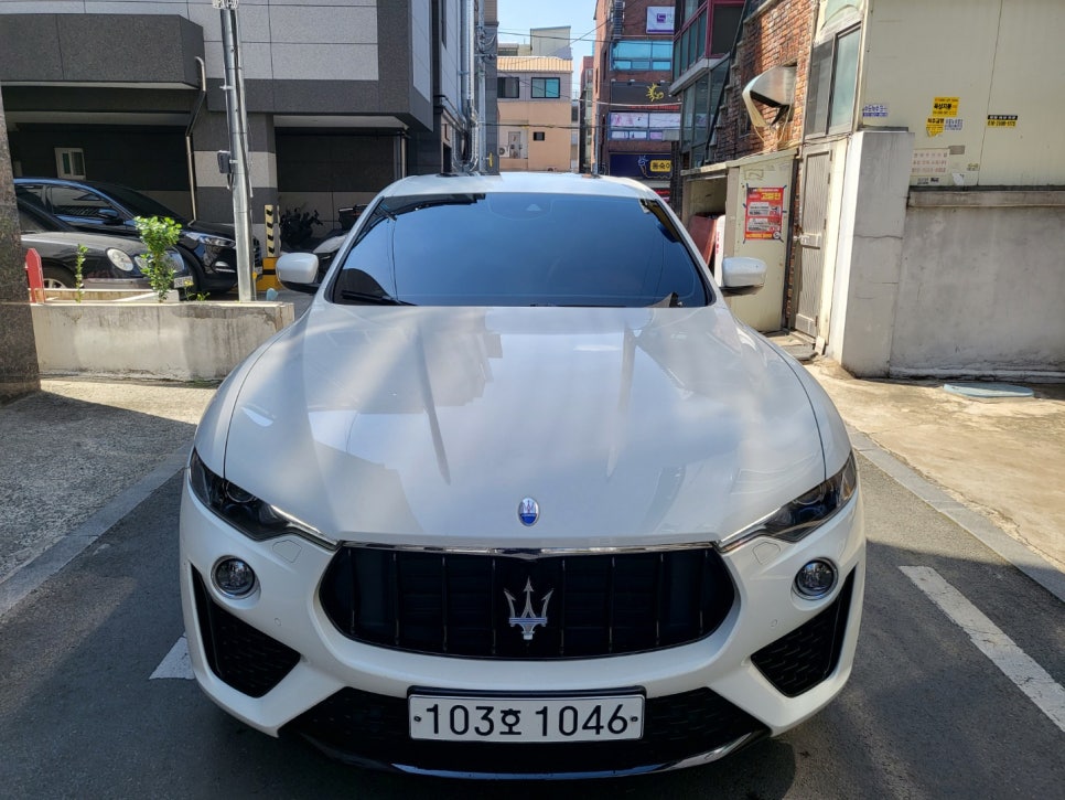 포런모터스 이미지