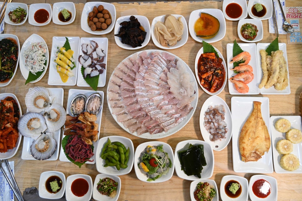 자갈치원조연탄불산꼼장어;김천횟집 이미지