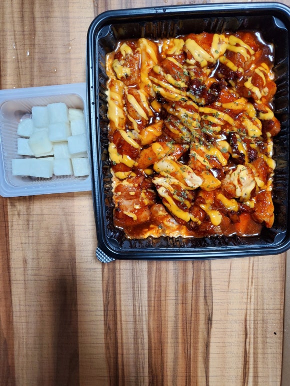훌랄라치킨 이미지