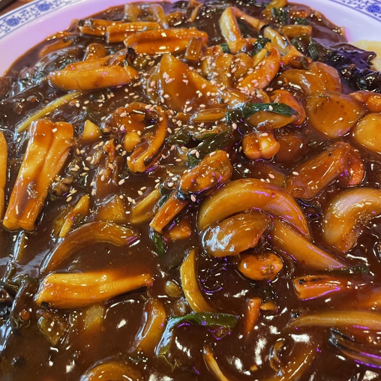 두남자 쟁반고기 이미지