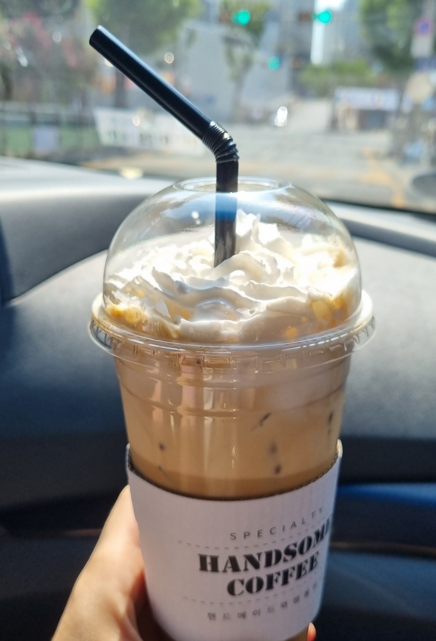 핸썸커피 이미지