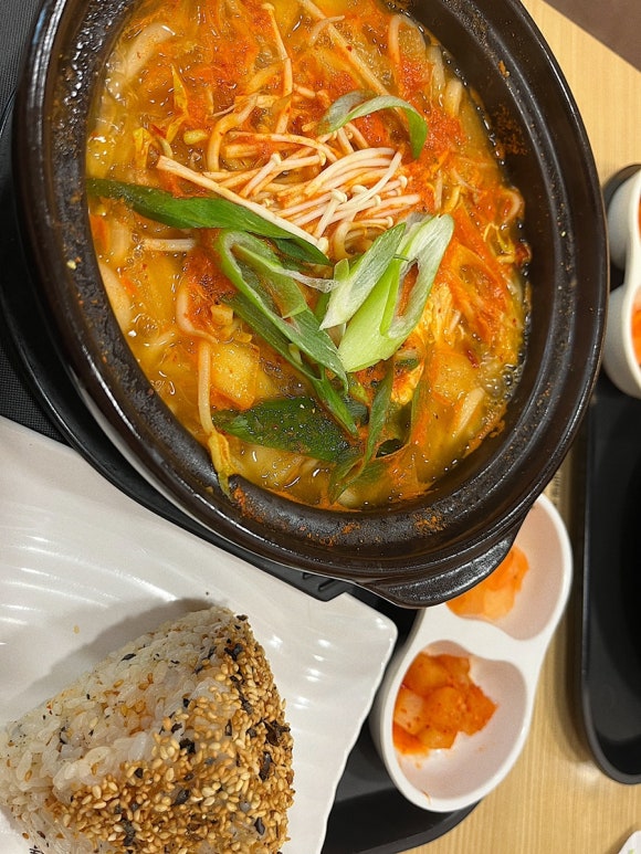 오니기리와이규동성모 이미지