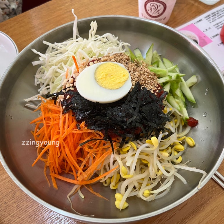 주먹쫄면 이미지