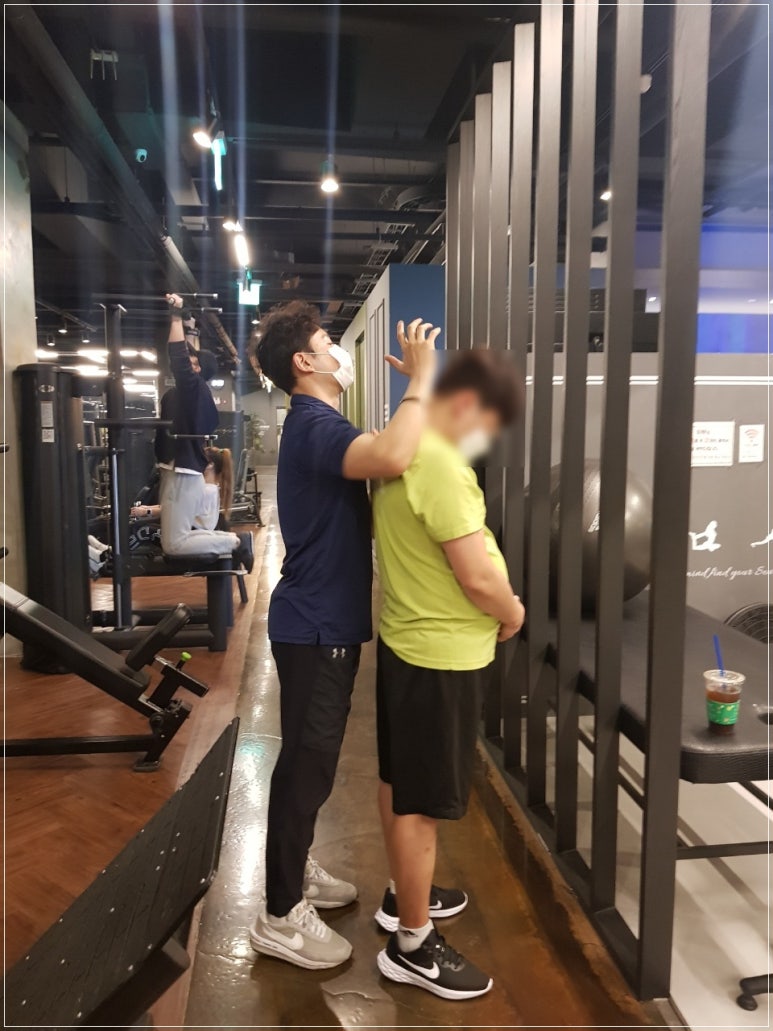 휘트니스휴 이미지