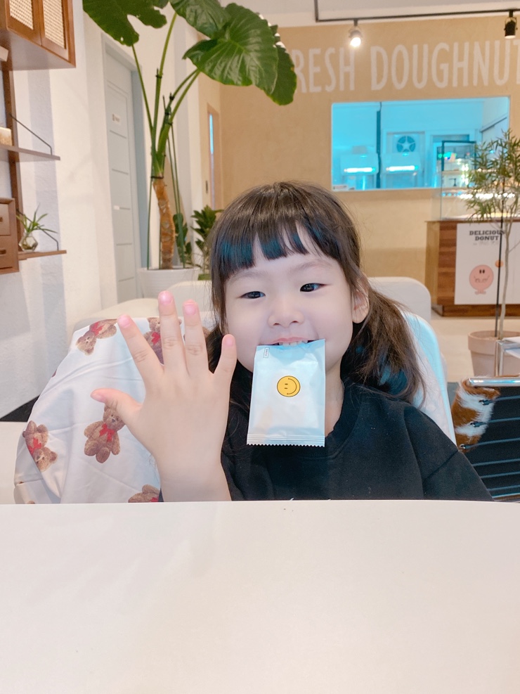 더토브도넛 이미지