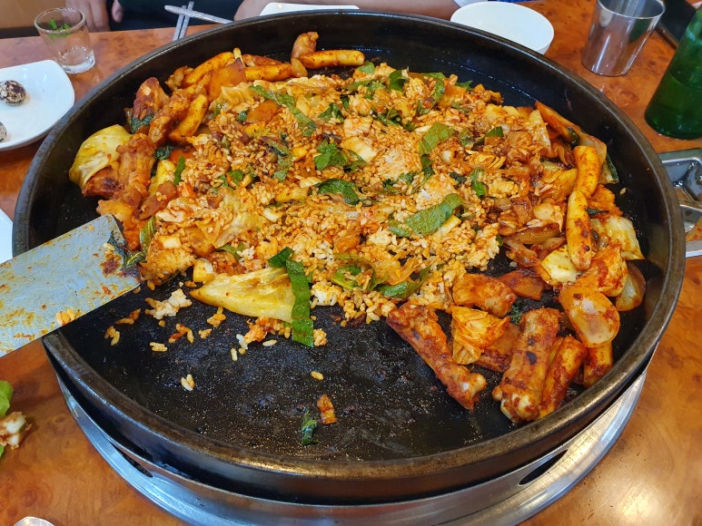 전통춘천닭갈비 이미지