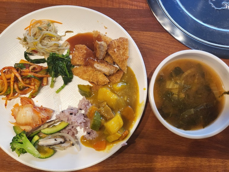 통나무집가정식뷔페 이미지