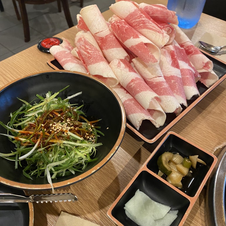 이차돌팔용점 이미지