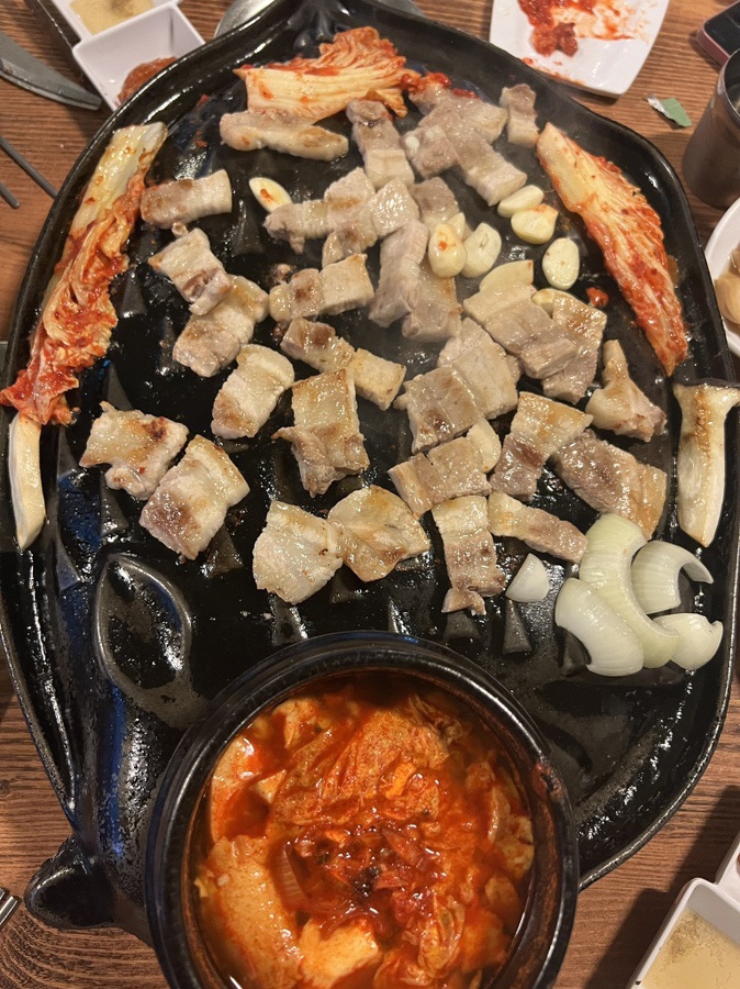 복돼지와전골 이미지