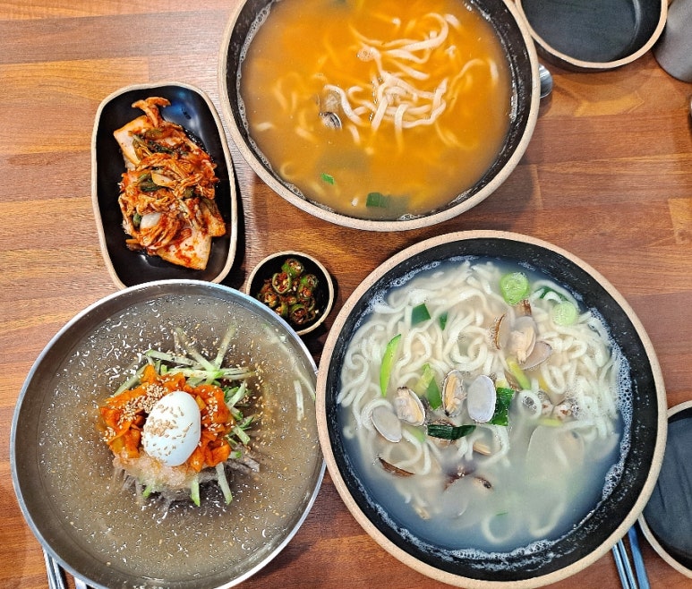 옥천냉면&생바지락칼국수 이미지