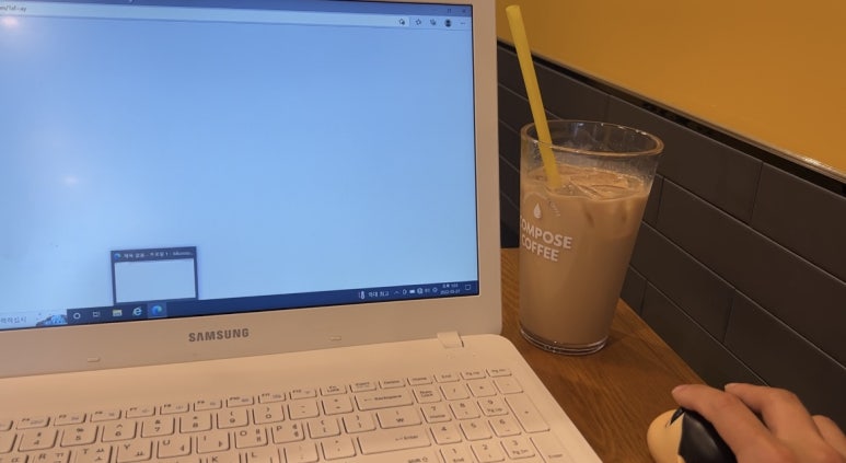 컴포즈커피서면 이미지