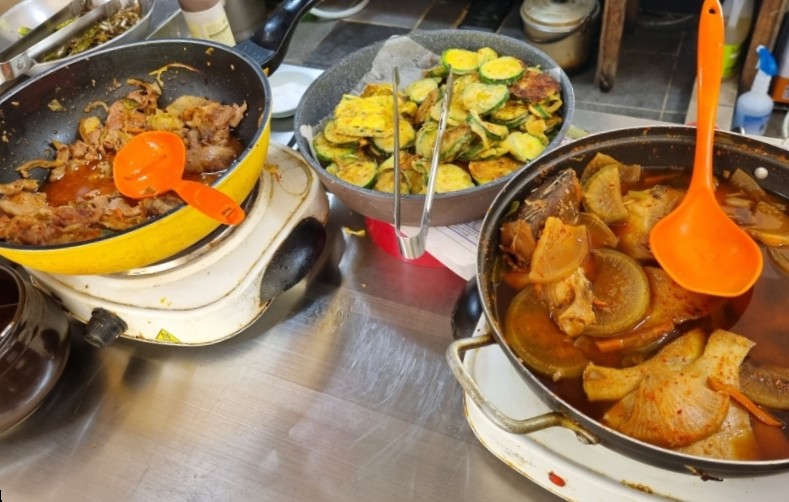 만복한식뷔페 이미지