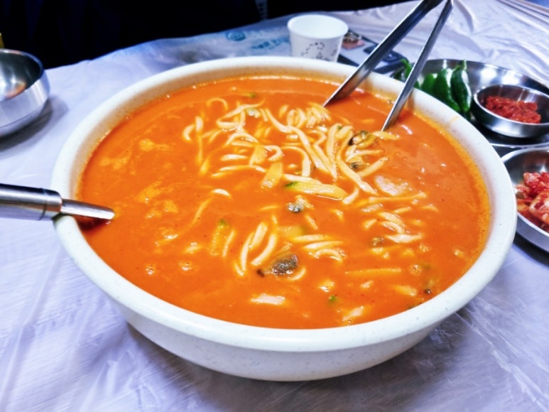 큰손칼국수 이미지