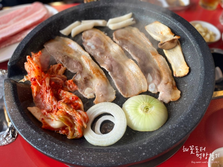 퍼주면돼지 이미지