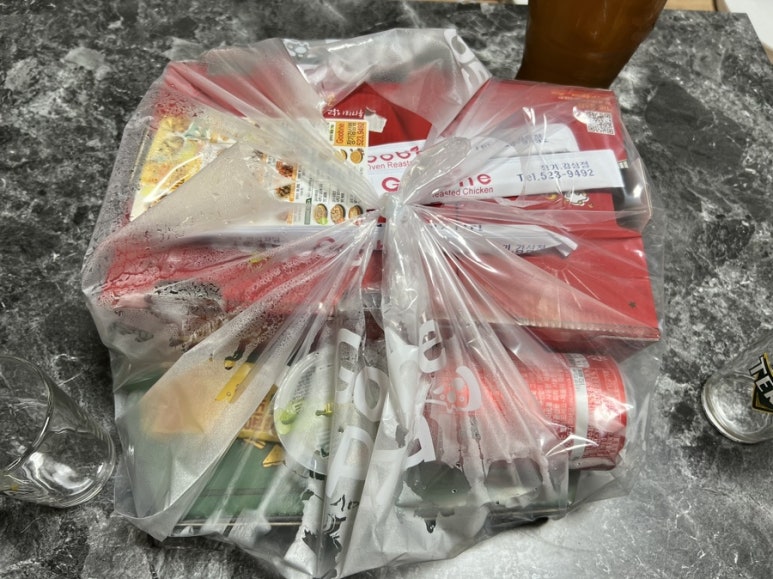 장기감삼점 굽네치킨 이미지