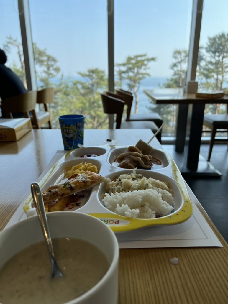 롯데리아롯데속초리조트점 이미지