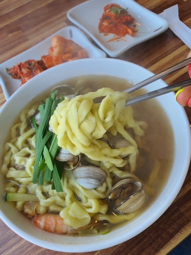 한아름칼국수 이미지