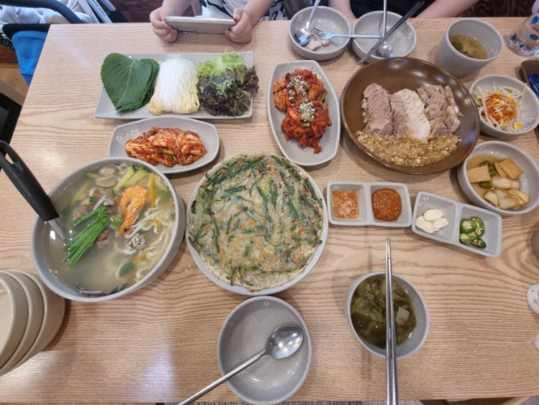 두메골마늘보쌈 이미지
