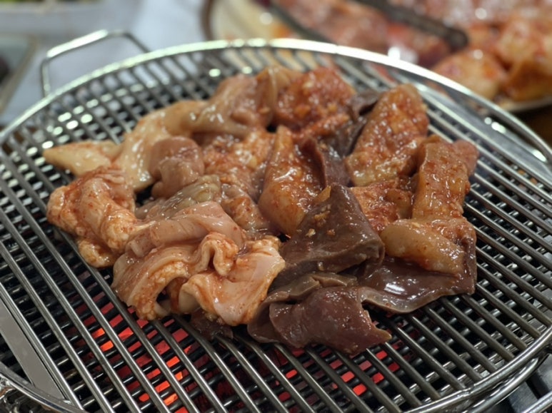 옛날오막집 이미지