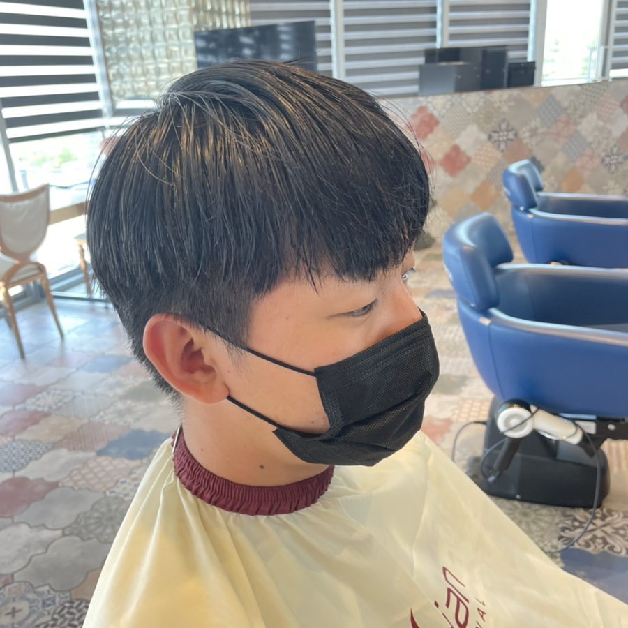 윤헤어남성컷트 이미지