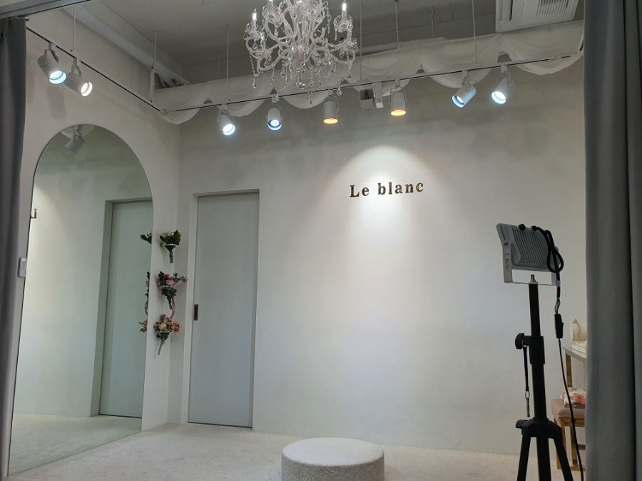 르블랑(Le Blanc) 이미지