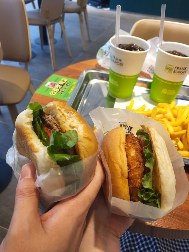 프랭크버거진해 이미지