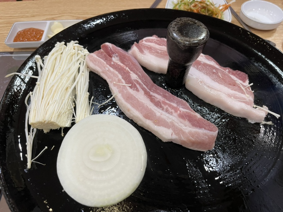순진한삼겹살 이미지