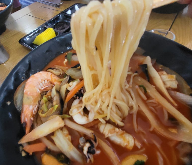 윤가네바다짬뽕 이미지