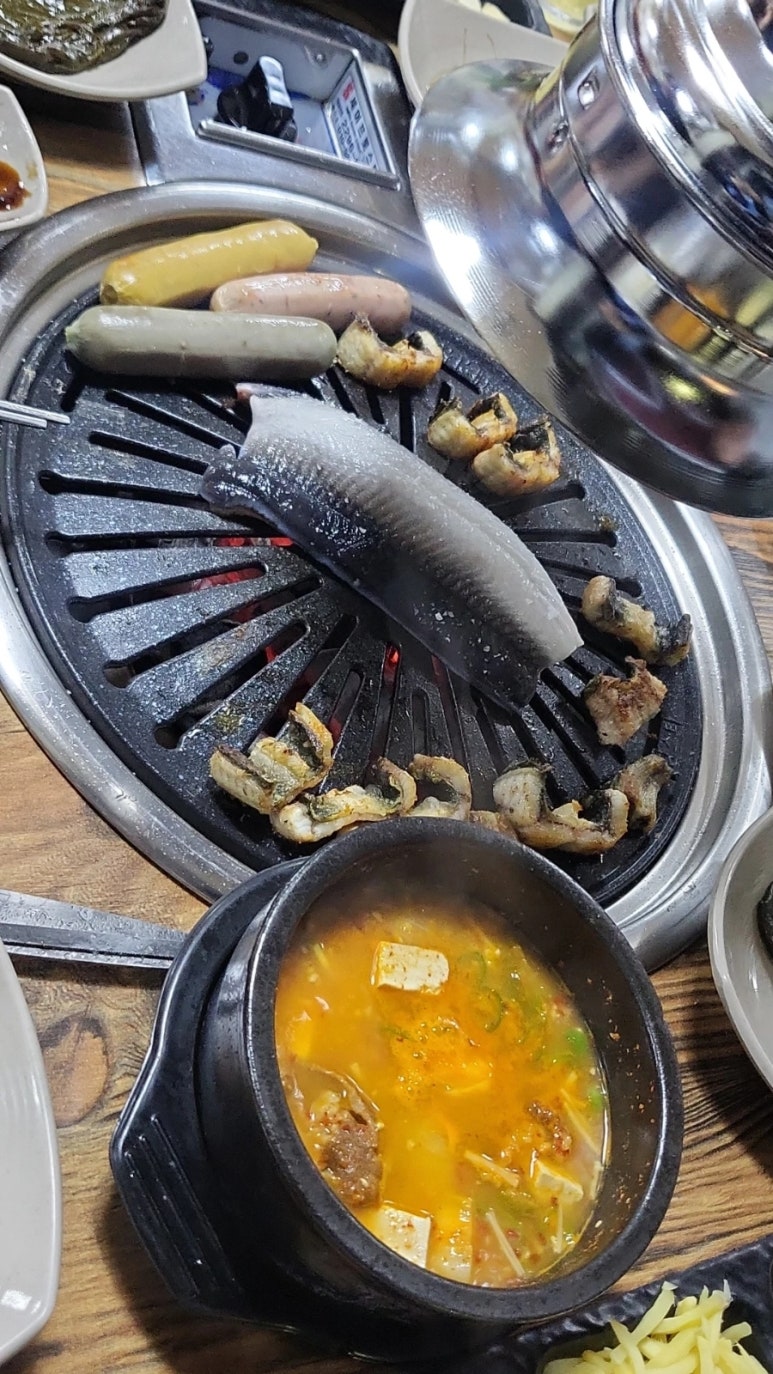 돌곶이민물장어 이미지