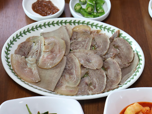 한우뚝배기소머리국밥 이미지