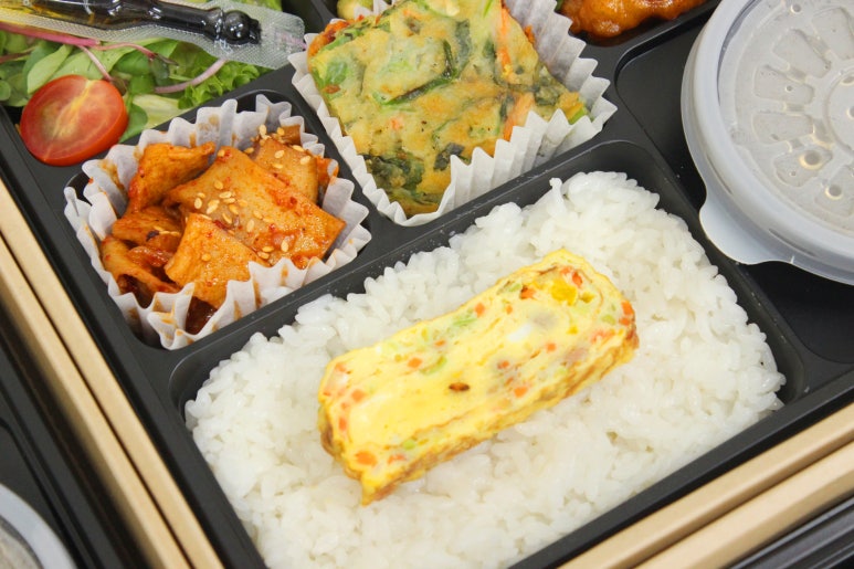 매콤수제반찬수제도시락 이미지