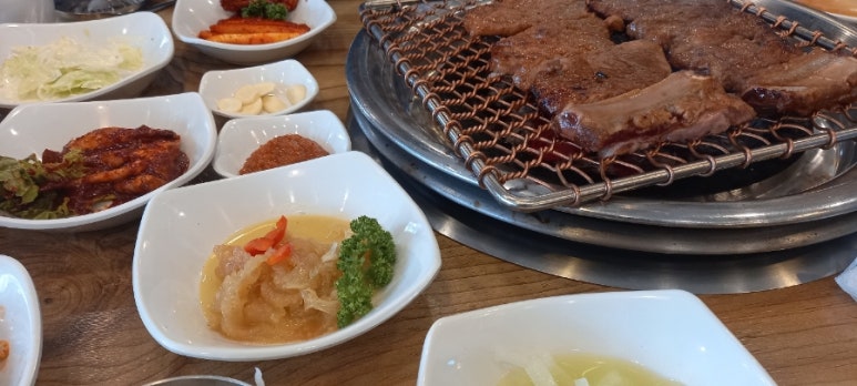 최박사수원왕갈비 이미지