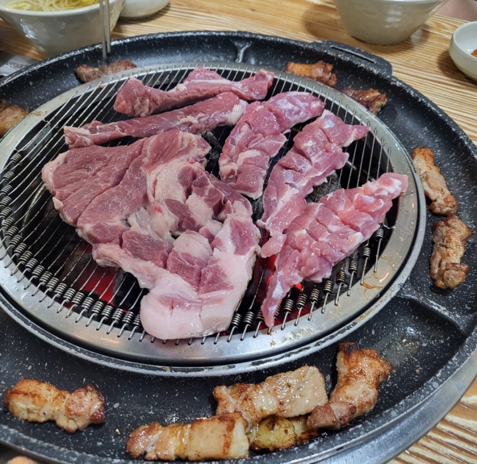 우돈마당 이미지