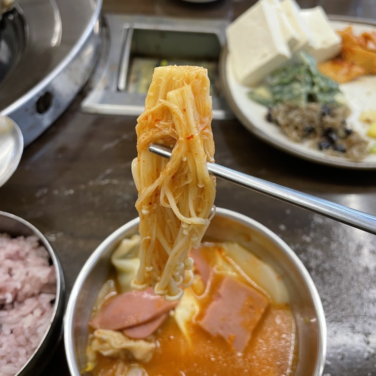 김가네부대찌개 이미지