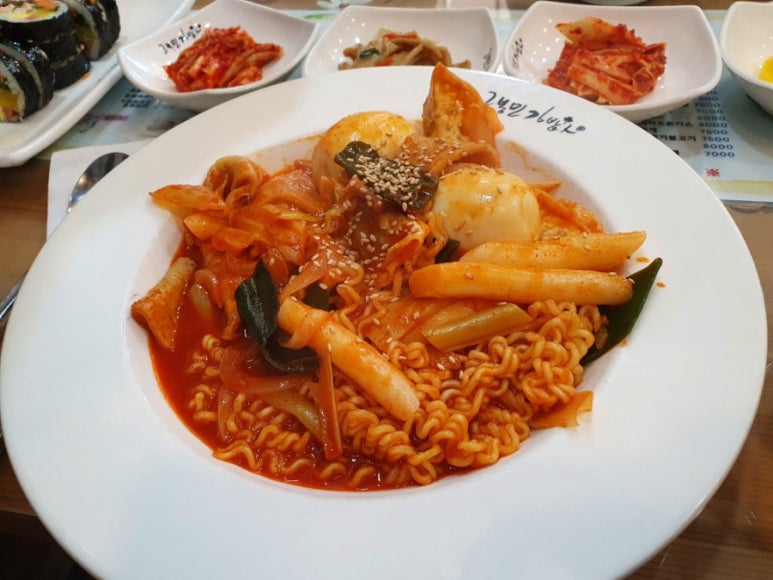 고봉민김밥인위례역점 이미지